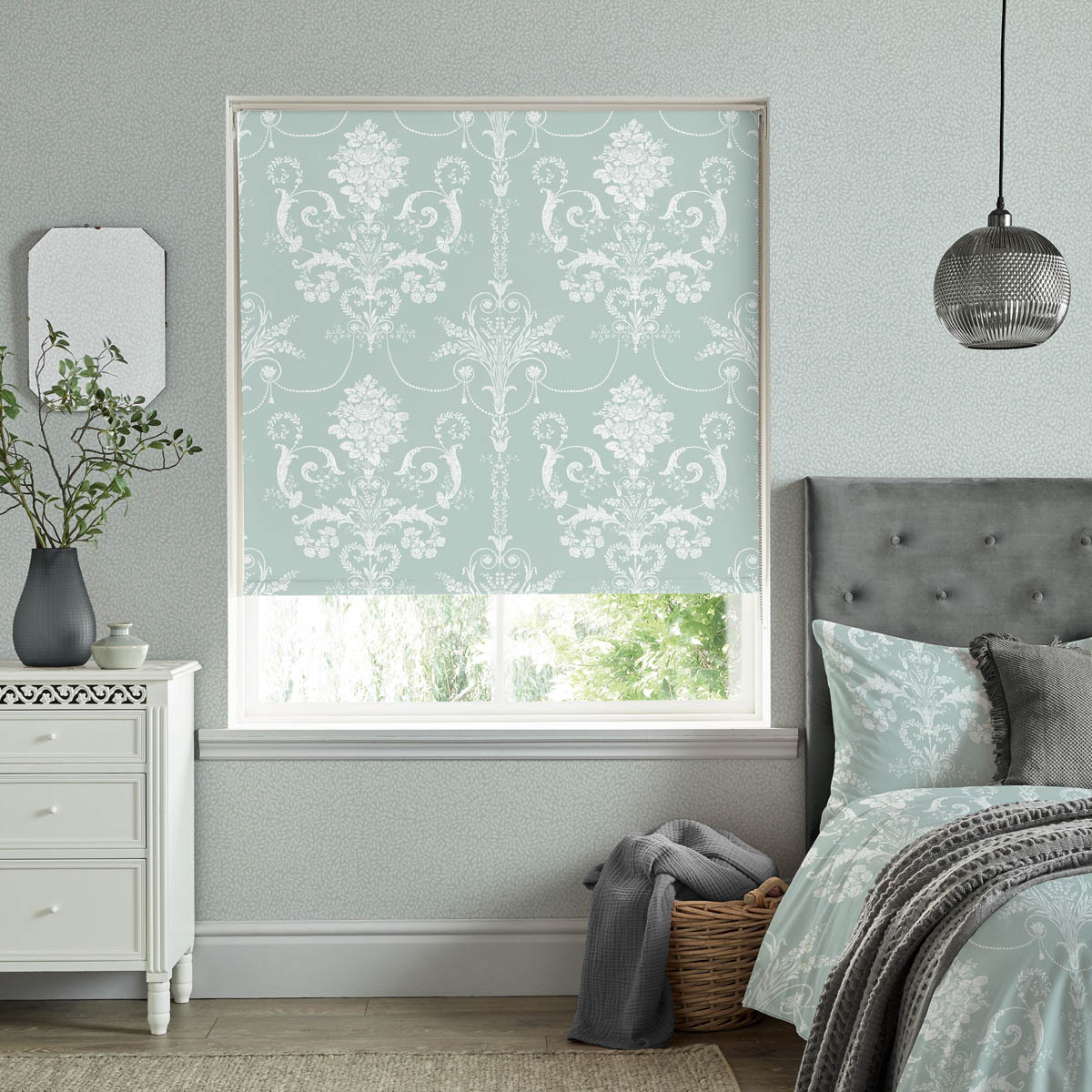 Laura Ashley Roller Blinds Blackout Duckegg Floral Sunshade (W)150x(L)162cm - Image 1