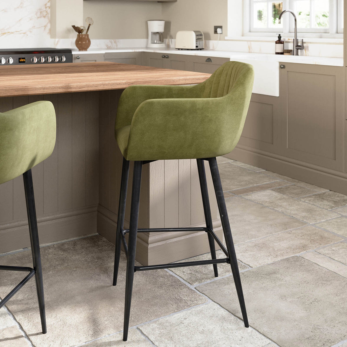 Amaral Green Bar stool - Image 2