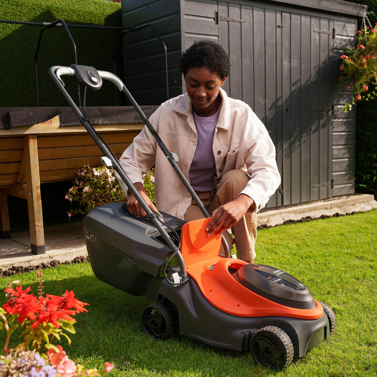 Flymo Lawnmower Cordless 18V 4Ah Li-ion 18VSimplimow320Kit Rotary Grass Cutter - Image 2
