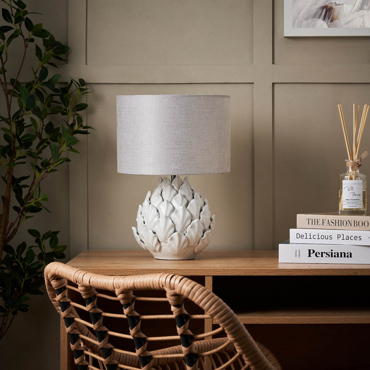 Inlight Table Lamp Gloss White Ceramic Artichoke Round Silver Shade Modern - Image 4