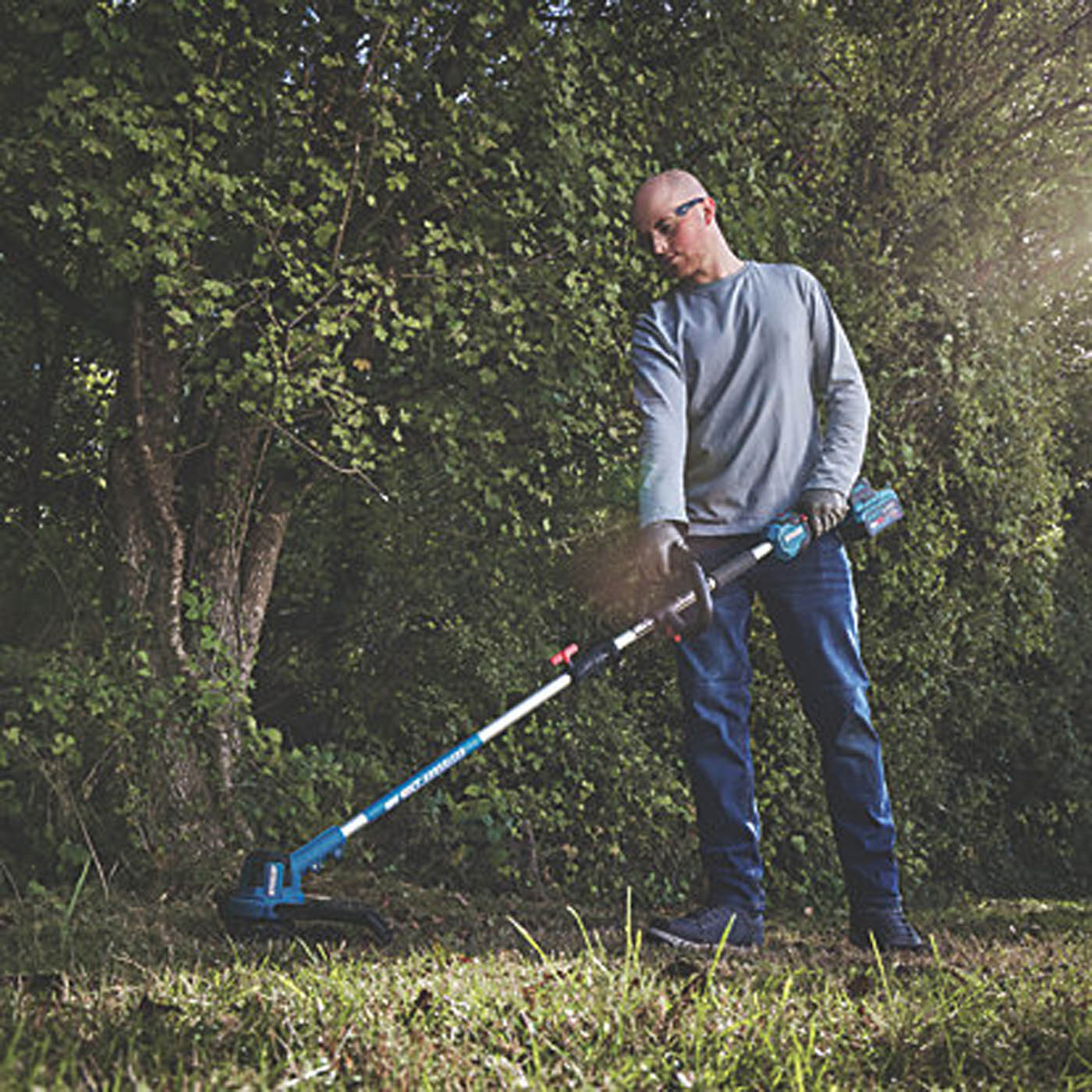 Erbauer ERI1022GGT 18V 1 x 3.0/6.0Ah Li-Ion EXT Brushless Cordless Grass Trimmer - Image 4