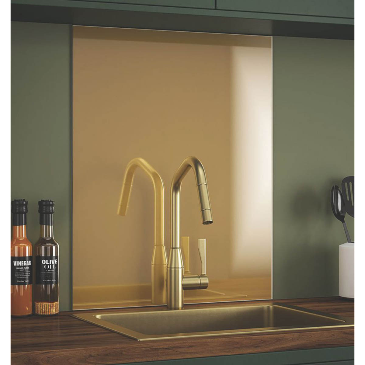 Kitchen Splashback Brass Self-Adhesive Glass Metallic Finish 600 x 750 x 6mm - Image 1
