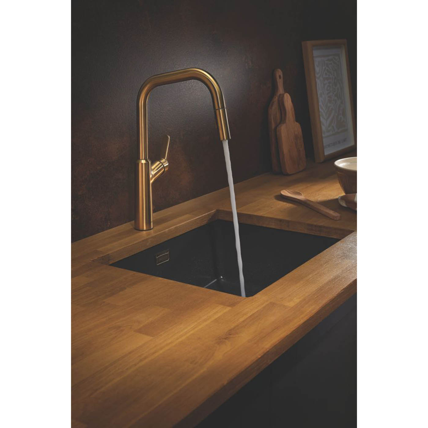 Clearwater Kitchen Sink Tap Pull-Out Santor Single Lever Brushed Brass PVD - Image 5