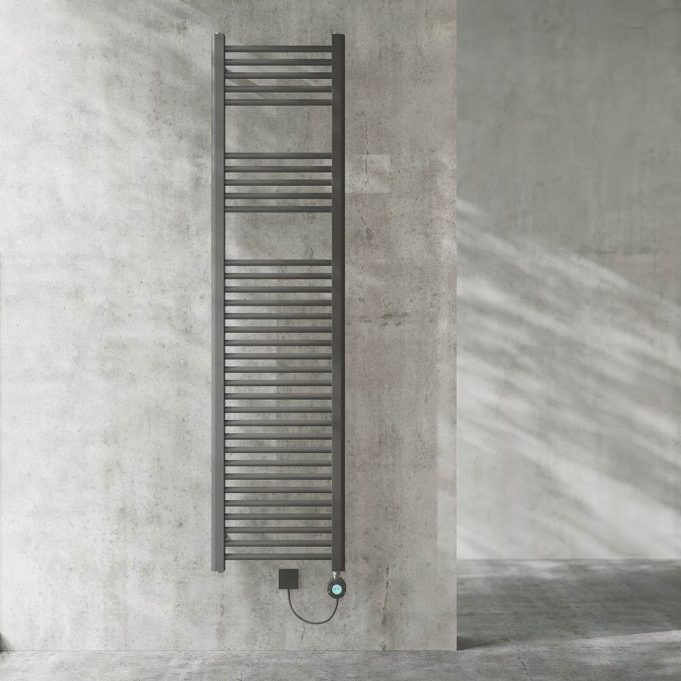 Flomasta Electric Towel Radiator Flat Matt Black Programmable 1600mm x 400mm - Image 2