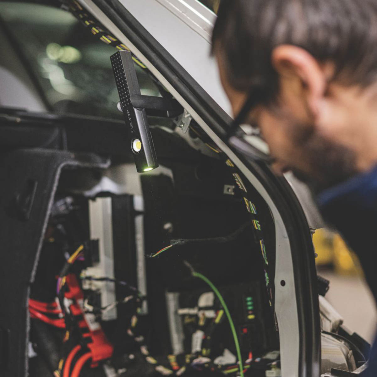 LEDlenser LED Inspection Light W4R Work Rechargeable Black Powerful 220lm - Image 6