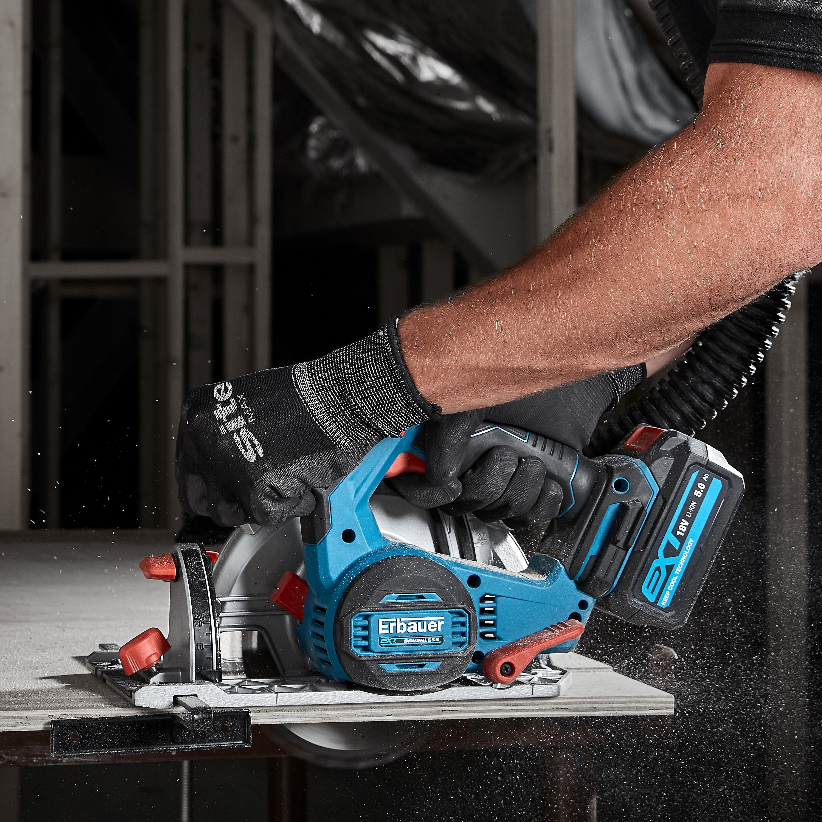 Erbauer Circular Saw Cordless ECS18-Li Brushless EXT 18V 165mm Body Only - Image 2