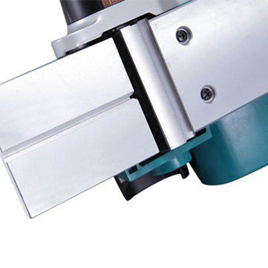 Makita Planer KP0800 Corded Electric 9mm Woodworking Soft Grip Compact 620W 240V - Image 2