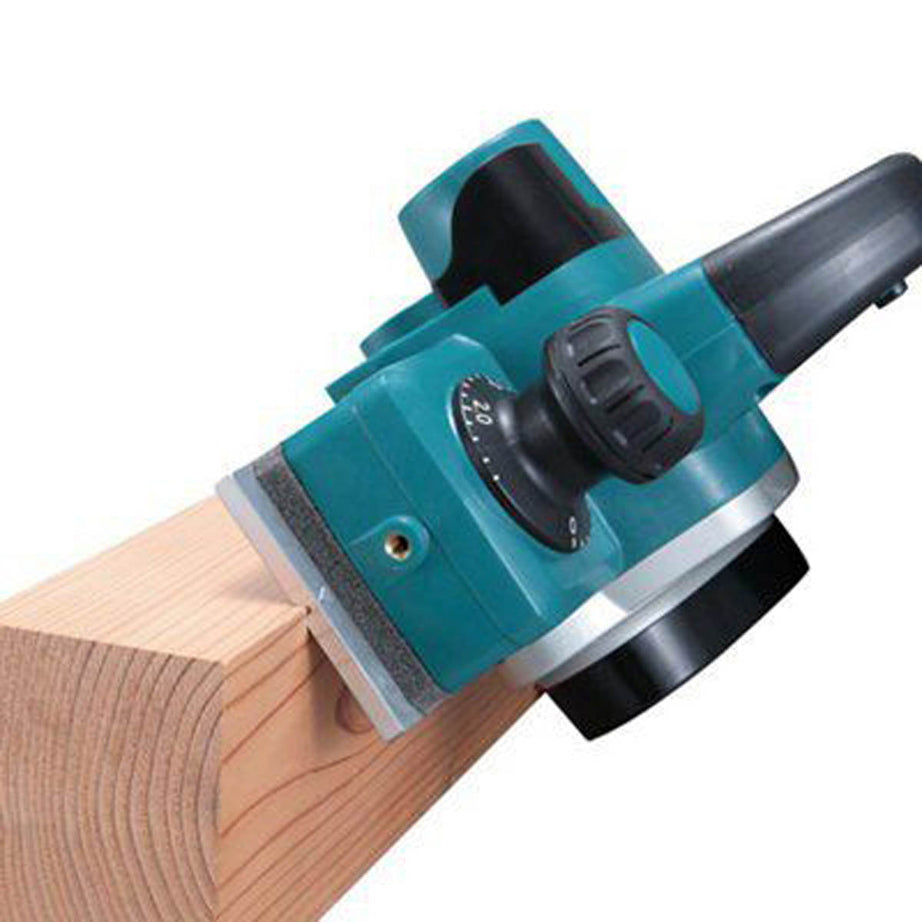 Makita Planer KP0800 Corded Electric 9mm Woodworking Soft Grip Compact 620W 240V - Image 3