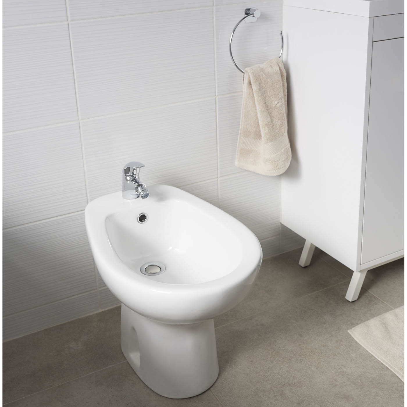 GoodHome Baciu Freestanding MJZ-06 Bidet with fixing kit - Image 2