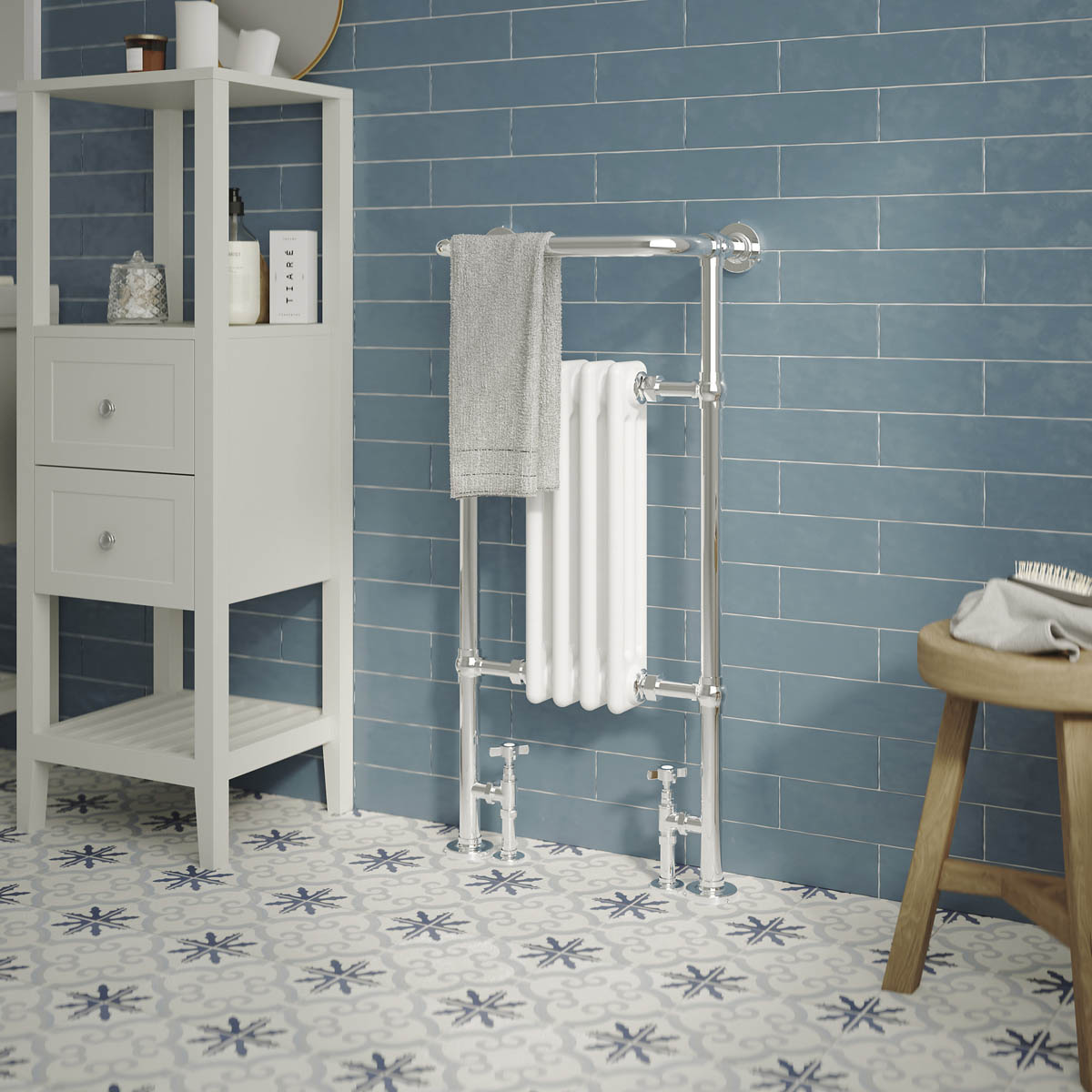 Towel Rail Radiator Curved Vertical Bathroom Warmer Ladder (H)95.2x(W)47.9cm - Image 1