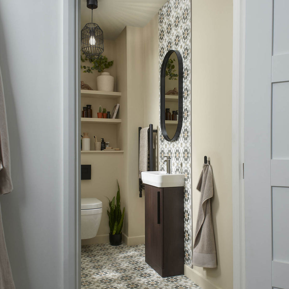 Bathroom Mirror Illuminated 3 x Magnifying Matt Black Round (H)35.9cm (W)23.5cm - Image 5