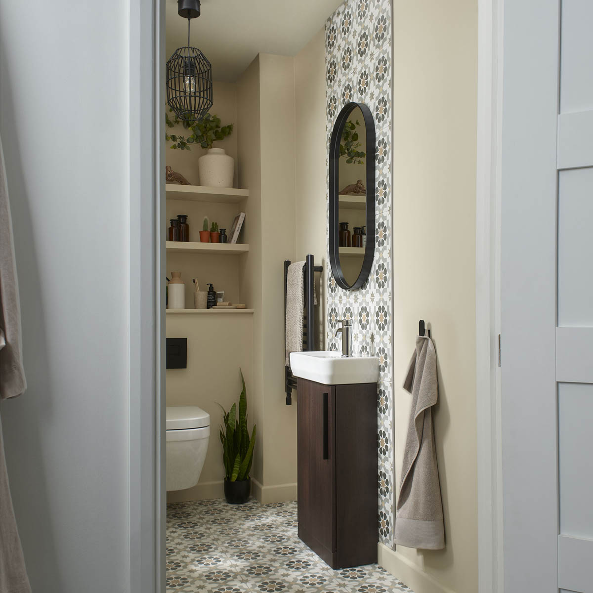 Bathroom Mirror Illuminated 3 x Magnifying Matt Black Round (H)35.9cm (W)23.5cm - Image 6