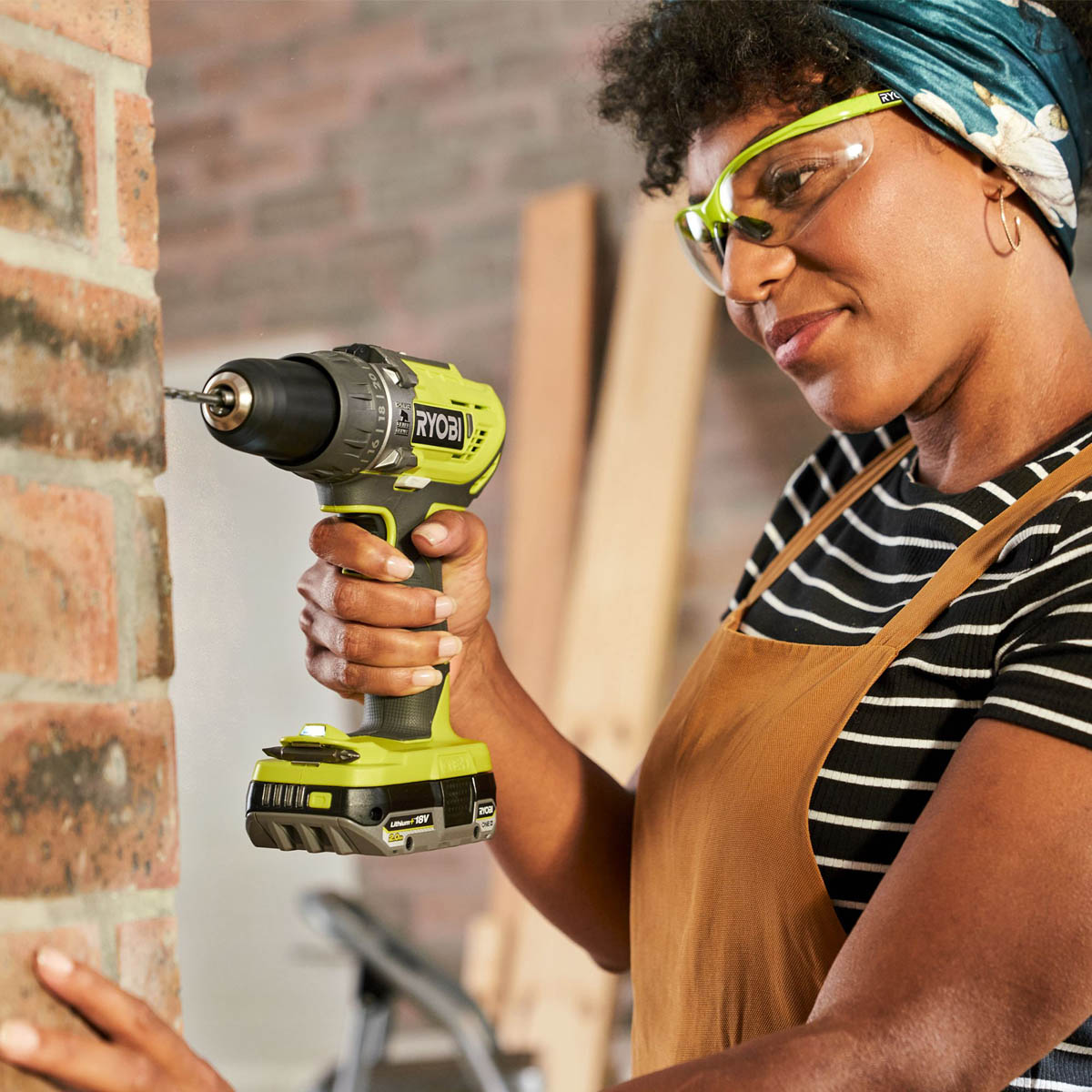 Ryobi Power Tool Kit Drill and Angle Grinder RCK182H-242S Cordless 18V Li-Ion - Image 2