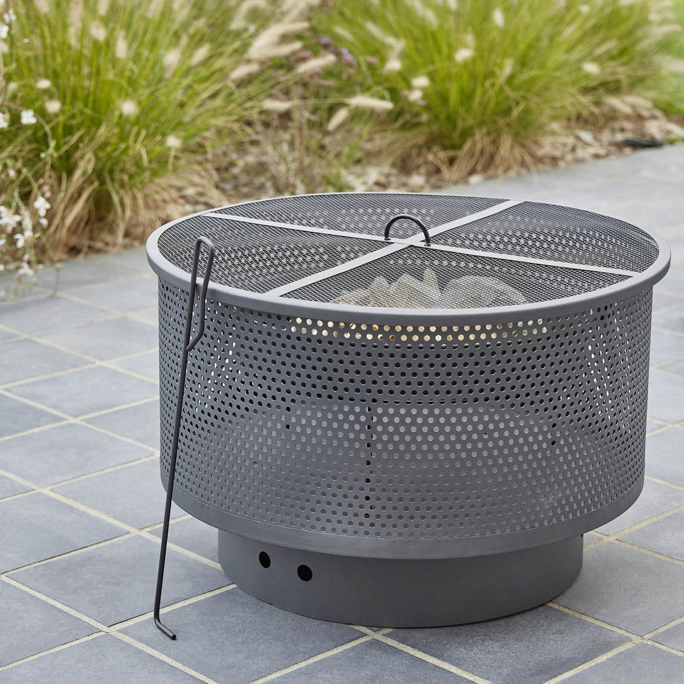 Firepit Table Steel Matt Black Round Durable Outdoor Garden Heating (Dia)61 cm - Image 7