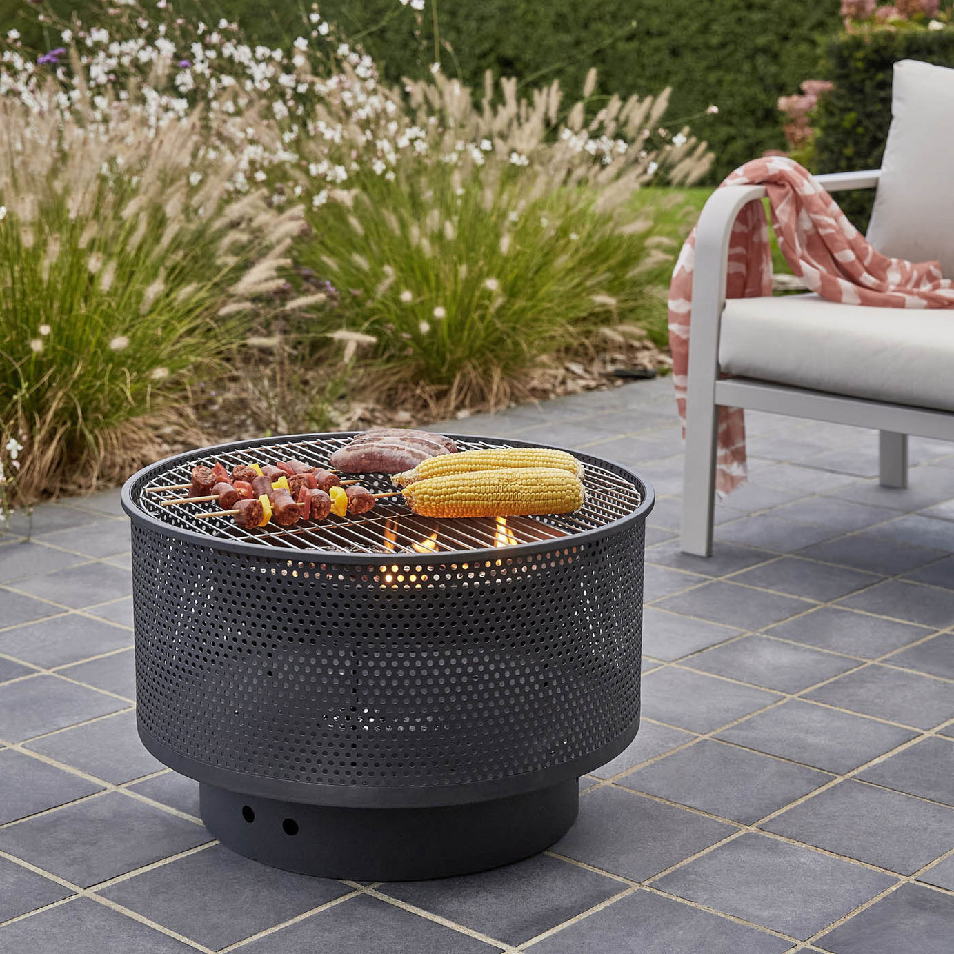 GoodHome Firepit Table Aconite Steel Matt Black Round - Image 8
