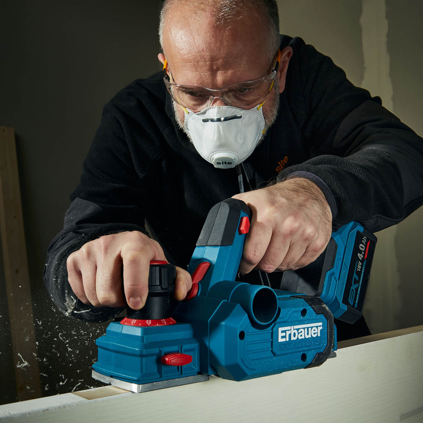 Erbauer Planer Cordless ERI1108PLN Brushless V2 82mm 18V EXT Keep Cool Body Only - Image 4