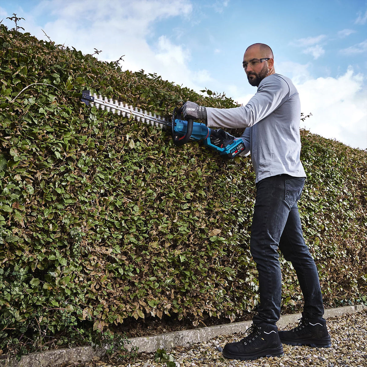 Erbauer ERI1024GHT 18V Cordless Hedge Trimmer 550mm Bare Tool - Image 5