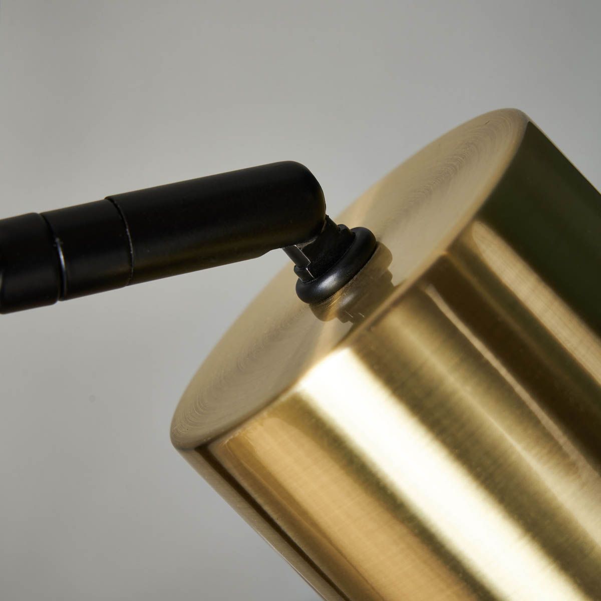 Inlight Floor Lamp 3 LED Adjustable Shades Antique Brass Metal Matt Black Modern - Image 5