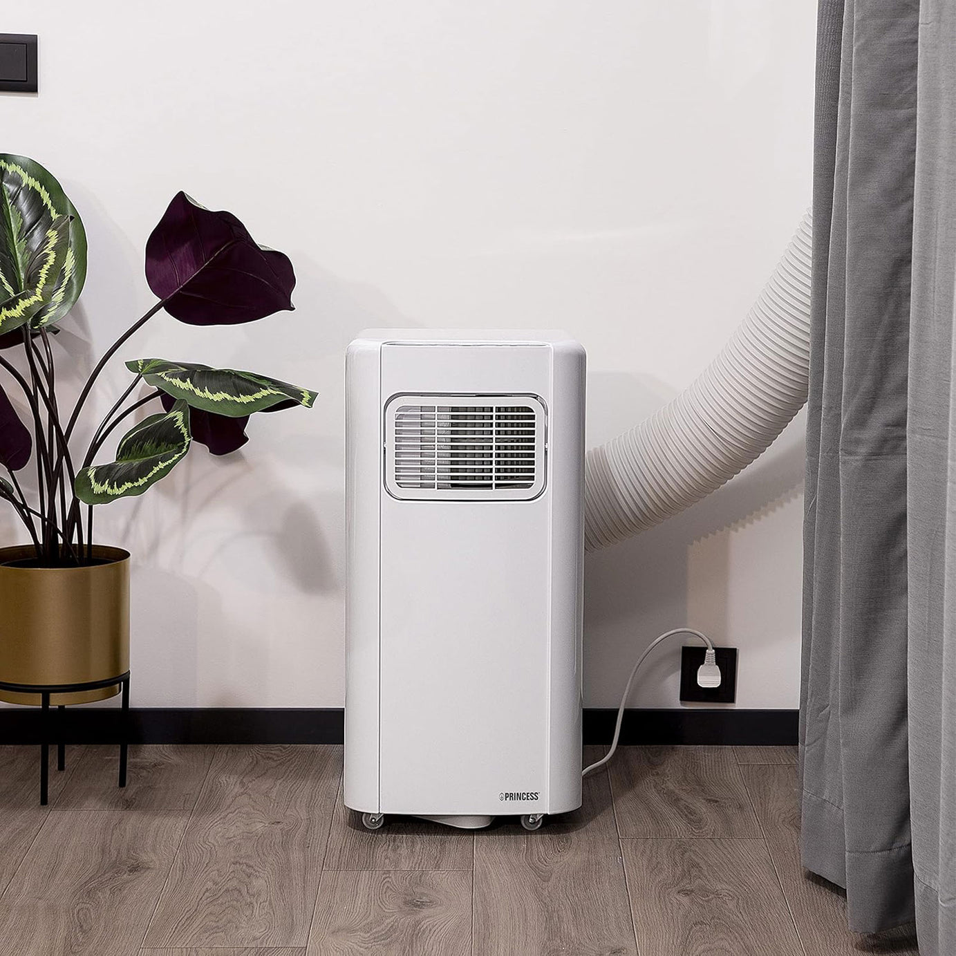 Princess Air Conditioner Mobile Compact Portable Digital Display White 9000BTU - Image 1