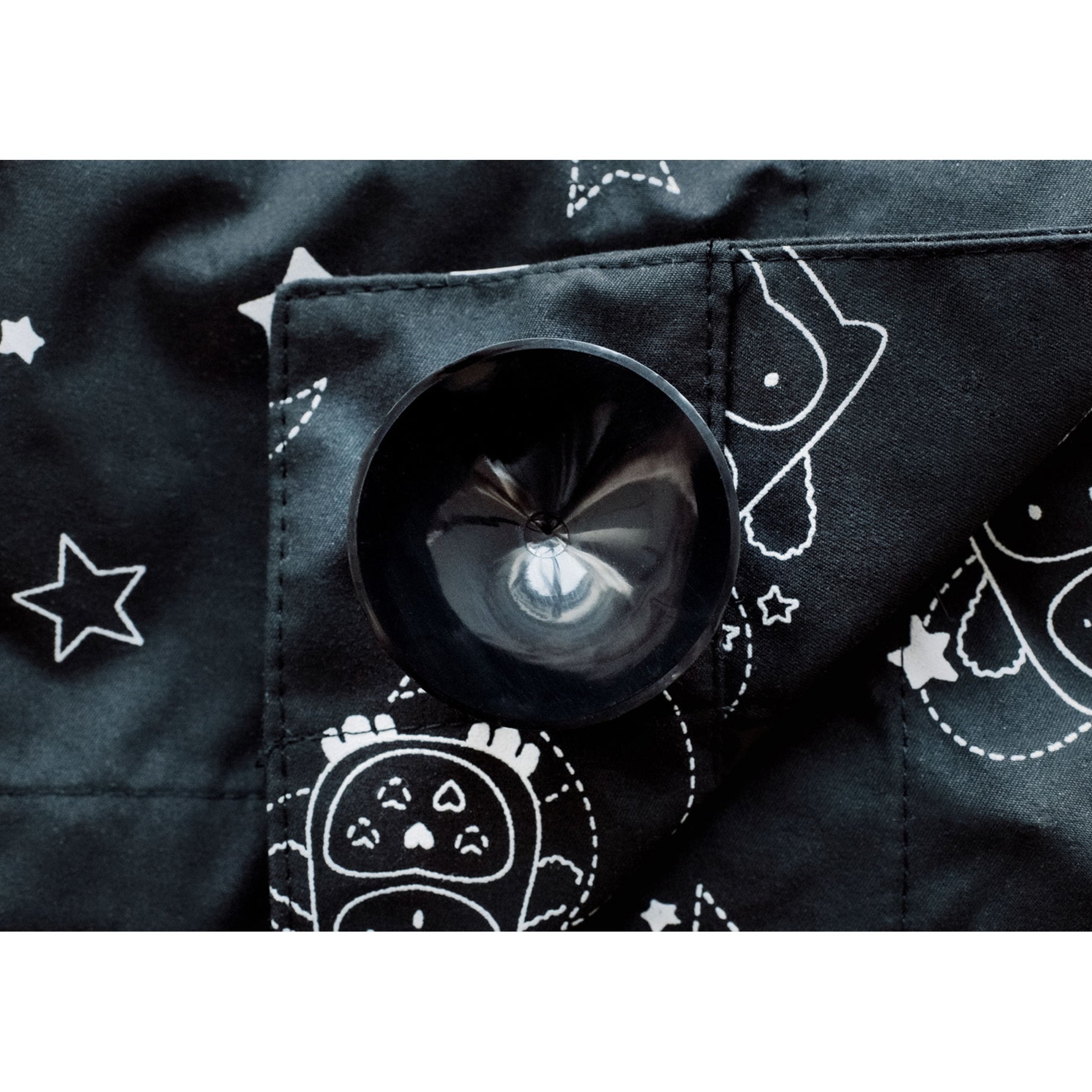 Tommee Tippee Portable Blackout Blind with Suction Cups Regular 125 x 99cm - Image 8