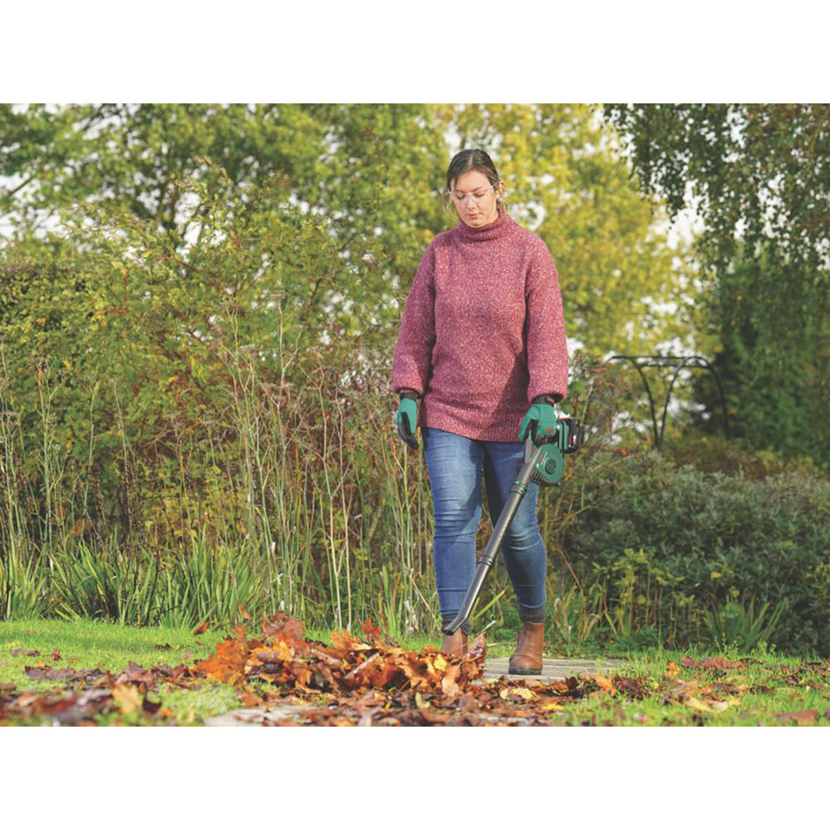 Bosch Leaf Blower Cordless 18V Universal LeafBlower18V-130 Ergonomic Body Only - Image 3
