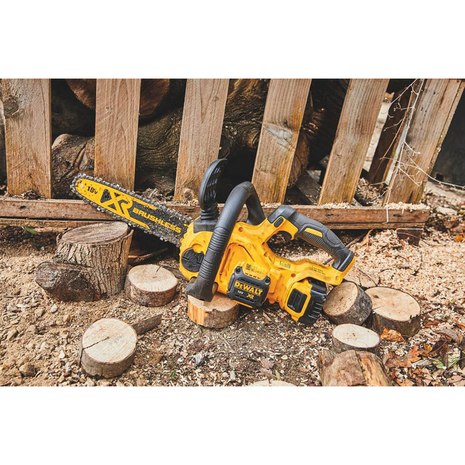 DeWalt Chainsaw Cordless 18V Li-Ion DCM565N-XJ Brushless Cutter 30cm Body Only - Image 3