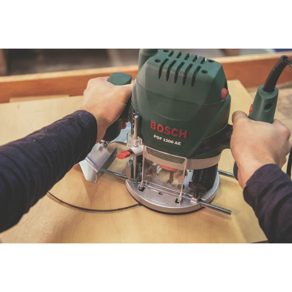 Bosch Plunge Router Electric POF1200AE Compact Woodworking Cutter 1200W - Image 2
