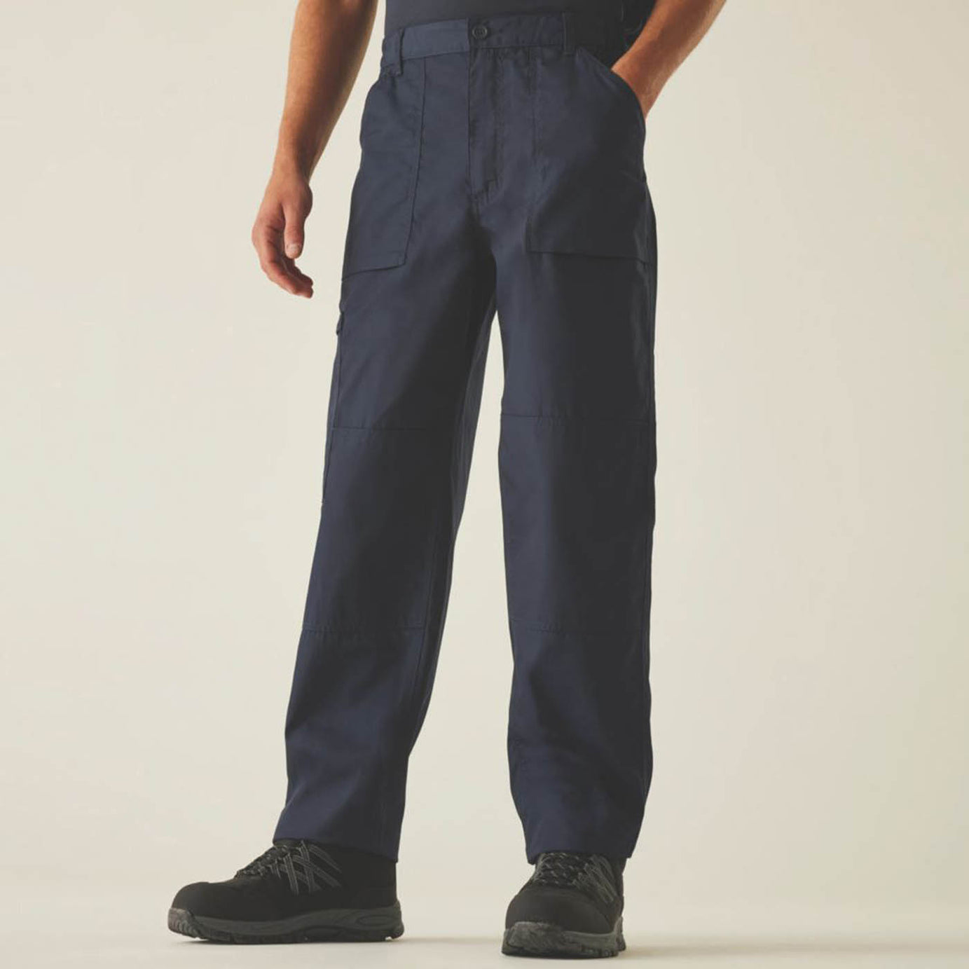 Regatta Work Trousers Mens New Action Regular Fit Navy Multi Pockets 42W 31L - Image 2