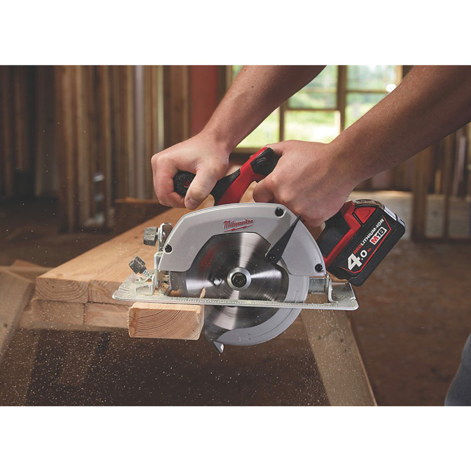 Milwaukee Circular Saw Cordless 18V 2x4.0Ah Li-Ion HD18CS-402B 165mm Compact - Image 4