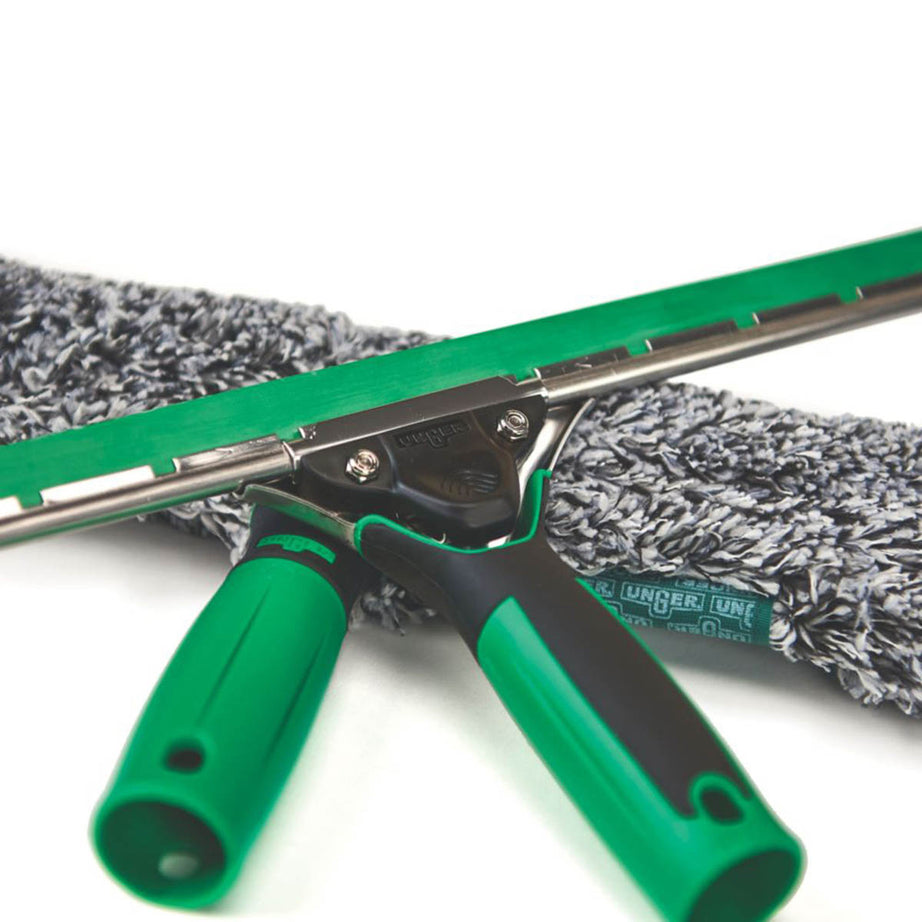 Unger Window Cleaning Kit 6-in-1 AK015 Complete Kit Ergonomic Squeegee 6 Pieces - Image 2