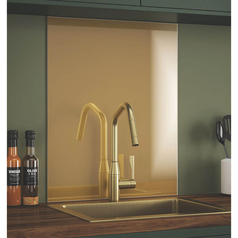 Kitchen Splashback Brass Self-Adhesive Glass Metallic Finish 600 x 750 x 6mm - Image 1