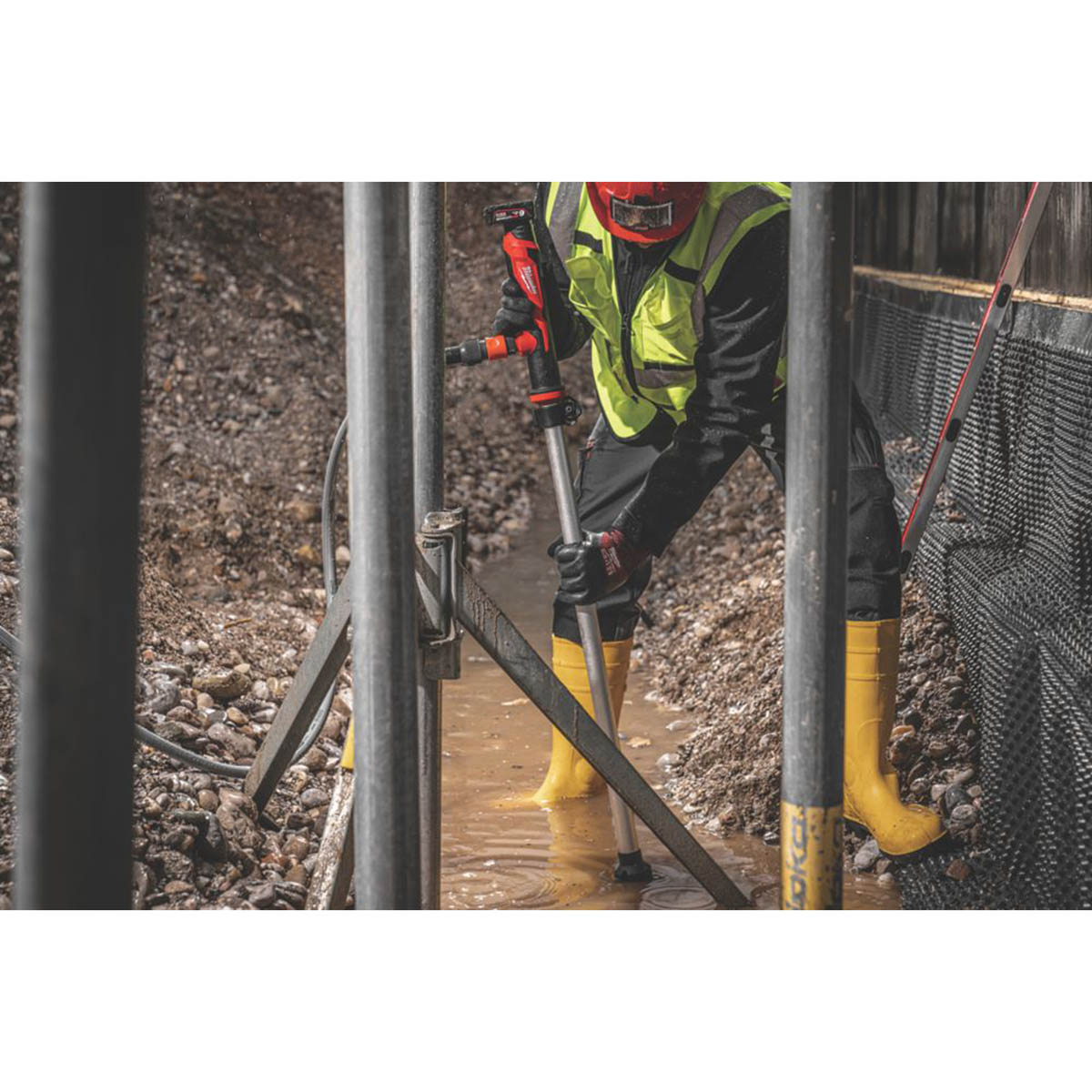 Milwaukee Water Pump Hydropass Stick Cordless 12V M12BSWP-0HYDROPASS Body Only - Image 3