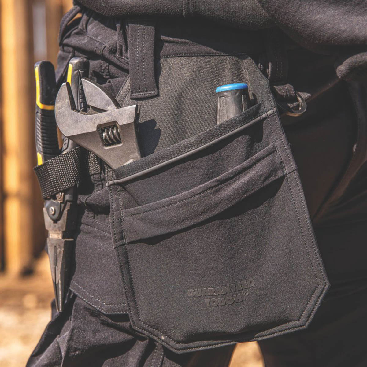 DeWalt Work Trousers Mens Slim Fit Black Breathable Multi Pockets 32"W 31"L - Image 5