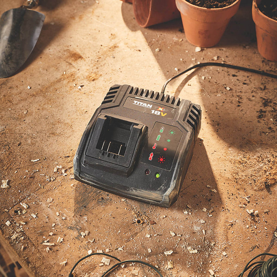 Titan Fast Battery Charger 18V Li-Ion TXP TTB805CHR Compact 4A Portable - Image 2